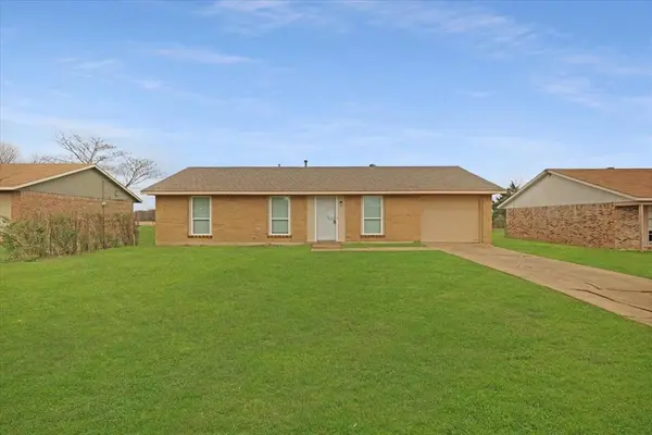 2114 Sunset Drive, Brookston, TX 75421