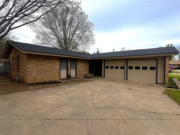 3717 Cranston Court E, Irving, TX 75062