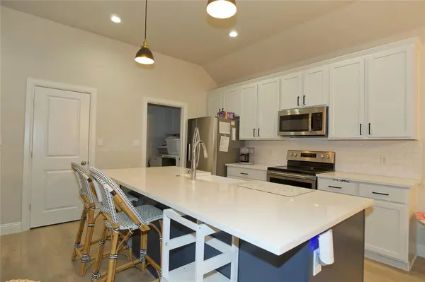 528 Mustang, Pilot Point, TX 76258