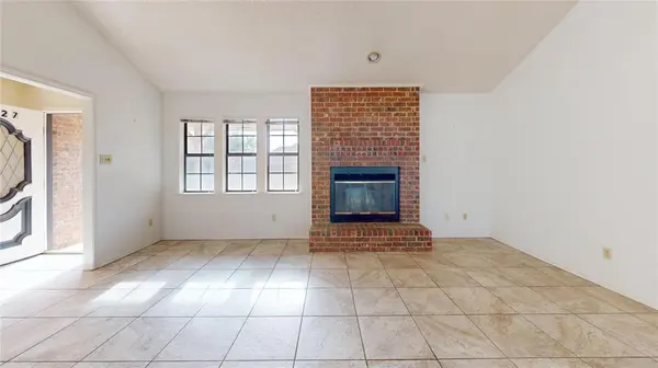 8927 Bontura Road, Granbury, TX 76049