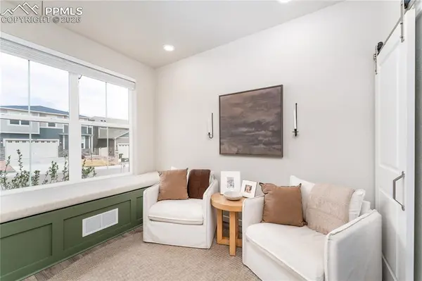 5228 Roundhouse DR, Colorado Springs, CO 80925