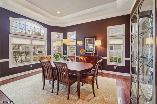 16 Baxter Ln, West Orange Twp., NJ 07052