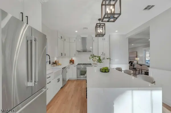 21 Spruce St, Cranford Twp., NJ 07016