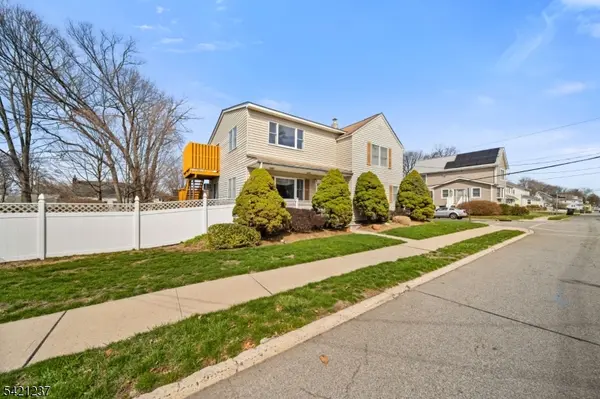 125 Merritt Ave, Bergenfield Boro, NJ 07621
