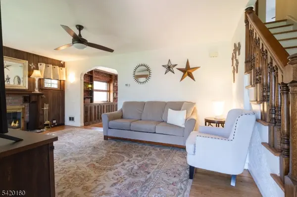 716 Center St, Garwood Boro, NJ 07027