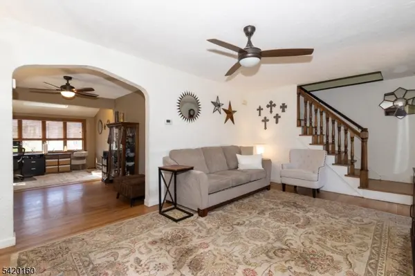 716 Center St, Garwood Boro, NJ 07027