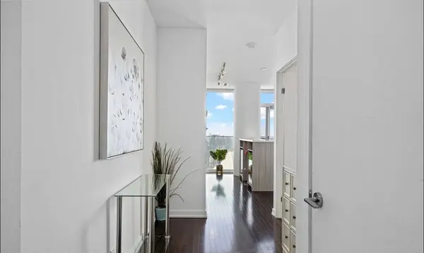 14 York ST #4008, Toronto C01, ON M5J 0A9