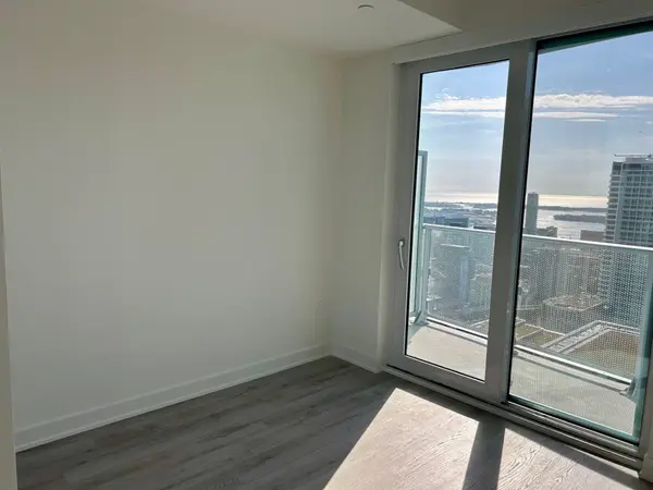 100 Dalhousie ST #4810, Toronto C08, ON M5B 0C7