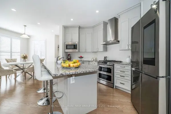 5 Toulouse ST, Whitby, ON L1P 0J2