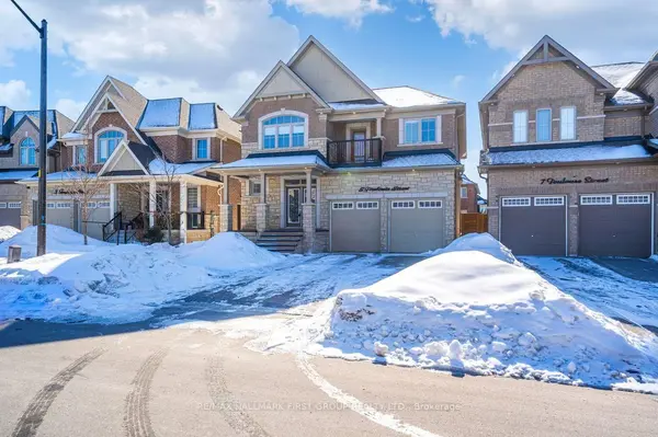 5 Toulouse ST, Whitby, ON L1P 0J2