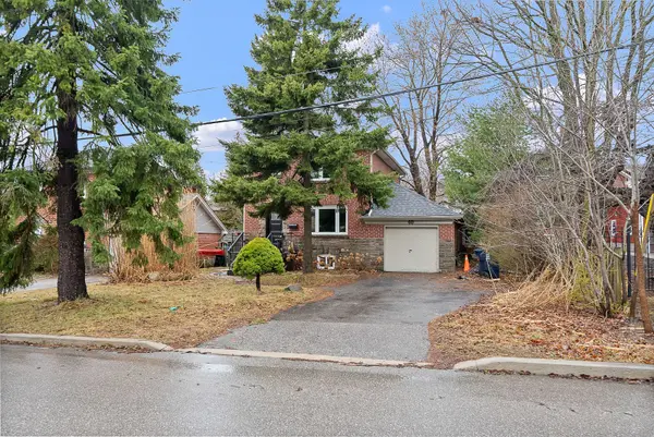 40 Scarboro CRES, Toronto E08, ON M1M 2J4