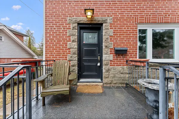 40 Scarboro CRES, Toronto E08, ON M1M 2J4