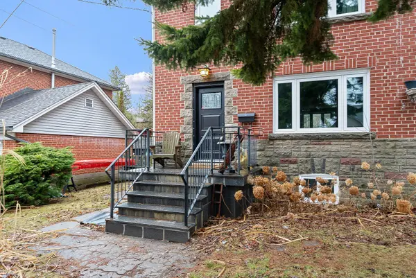 40 Scarboro CRES, Toronto E08, ON M1M 2J4