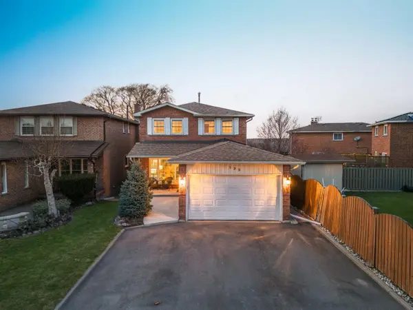125 Kaiser DR, Vaughan, ON L4L 3V3