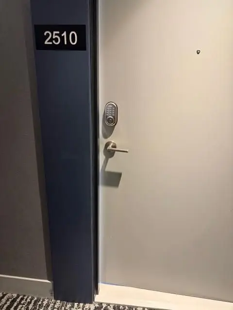 50 Upper Mall WAY #2510, Vaughan, ON L4J 0L8