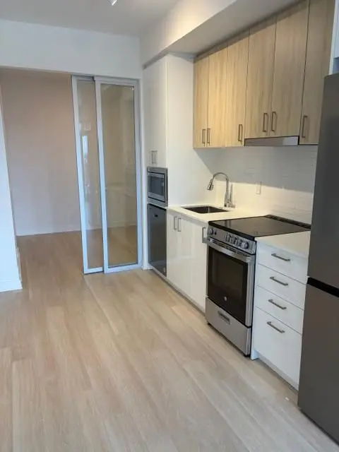 50 Upper Mall WAY #2510, Vaughan, ON L4J 0L8