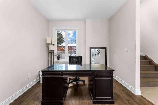 1951 Metro RD, Georgina, ON L0E 1L0