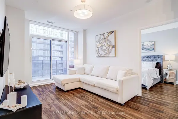 85 North Park Rd RD #PH05, Vaughan, ON L4J 0H9