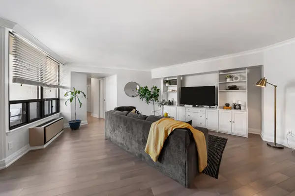 296 Mill RD #PH1, Toronto W08, ON M9C 4X8