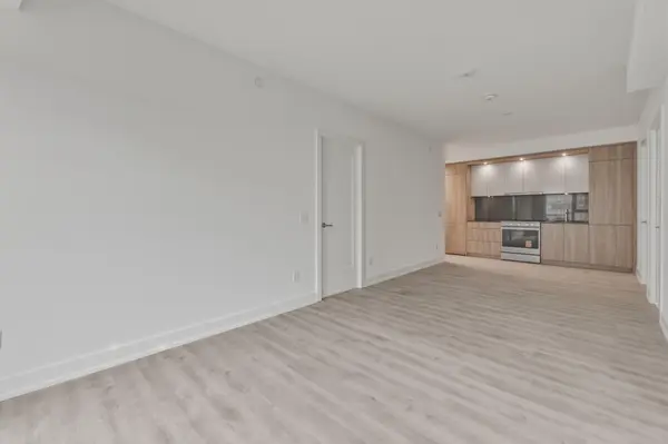 25 Cordova AVE #1013, Toronto W08, ON M9A 0E5