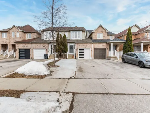 73 Zia Dodda CRES, Brampton, ON L6P 1J6