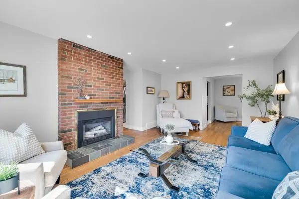 118 Queensline DR, Qualicum - Bruce Farm - Greenbelt And Area, ON K2H 7J5