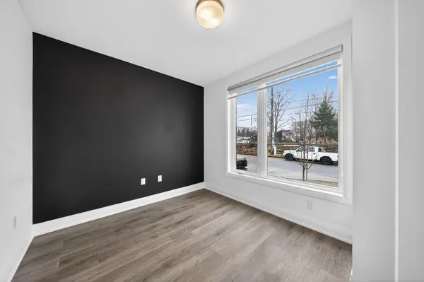 150 Huron ST #1, Guelph, ON N1G 4Y1