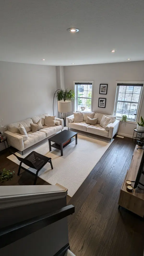 90 Robert Peel RD, Kitchener, ON N2H 0B6