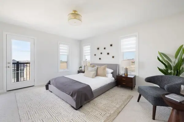 10 Freedom CRES, Hamilton, ON L0R 1W0