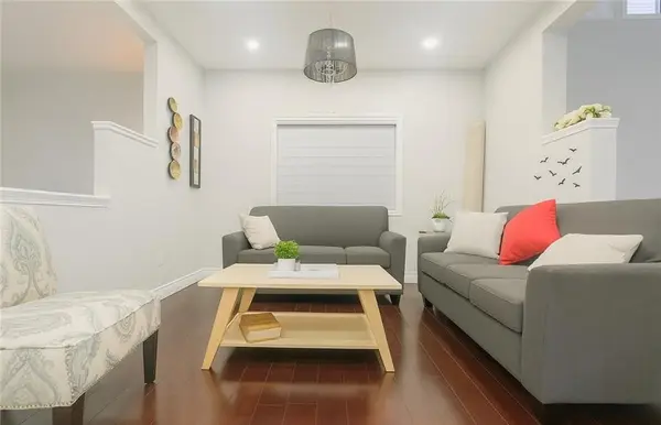 235 PINELAND CT #Upper, Waterloo, ON N2T 2S3