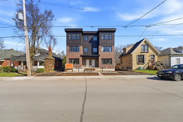 108 BRISCOE ST E, London South, ON N6C 1X2