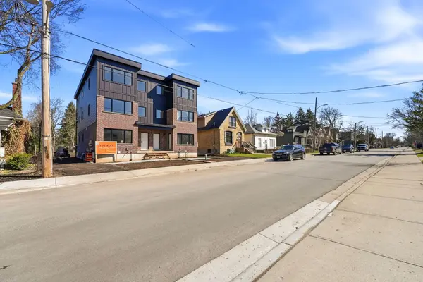 108 BRISCOE ST E, London South, ON N6C 1X2