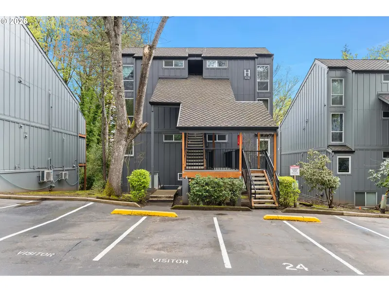 100 KERR PKWY #52, Lake Oswego, OR 97035