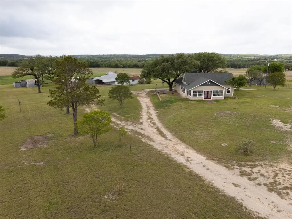 589 County Road 4150, Clifton, TX 76634