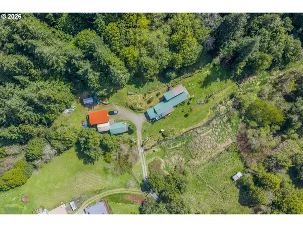 55395 GLEN AIKEN CREEK RD, Coquille, OR 97423