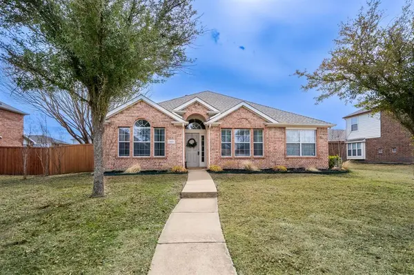 305 Sandy Lane, Royse City, TX 75189