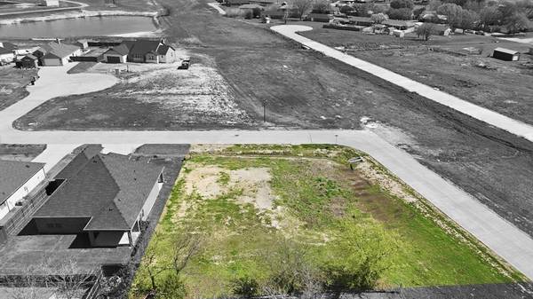 719 Escovedo Drive, Italy, TX 76651