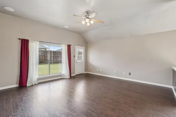 36 Heron Drive, Sanger, TX 76266