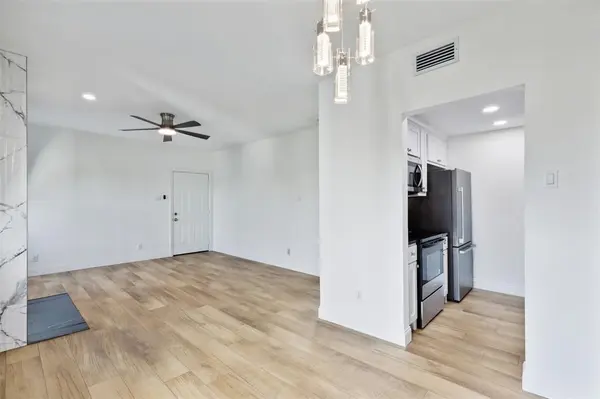 8750 Park Lane #Bldg. C Unit: 132, Dallas, TX 75231