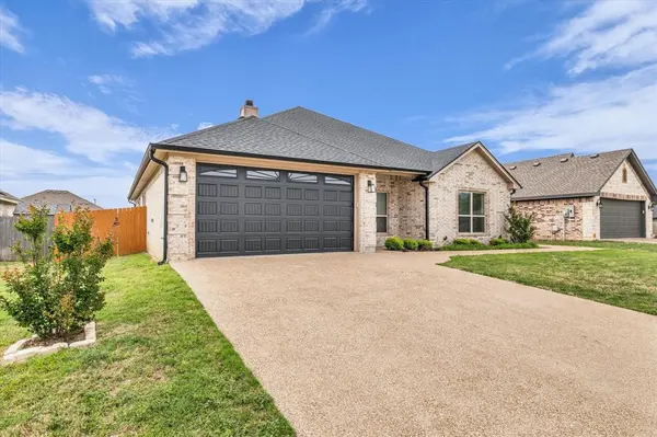 5524 Black Horse Court, Waco, TX 76708