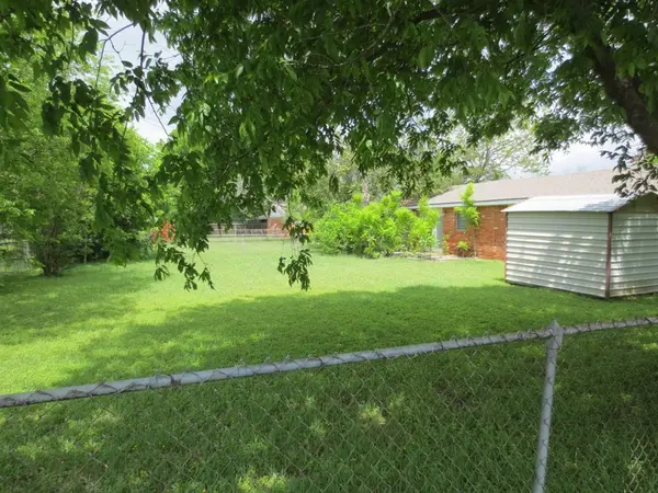 800 N 59th Street, Waco, TX 76710