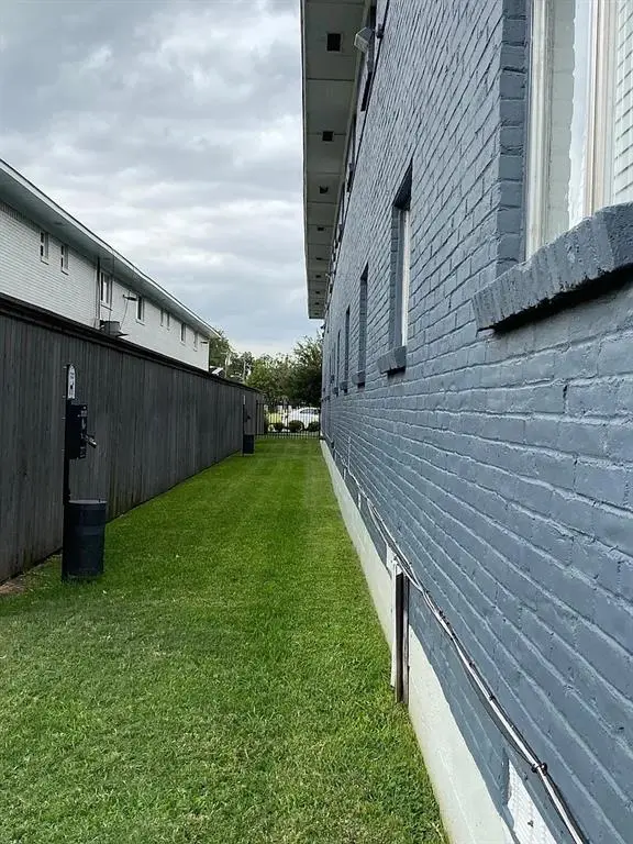 4950 Live Oak Street #204, Dallas, TX 75206