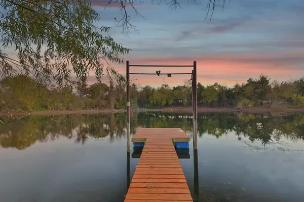 260 Mcgraw Lane, Sherman, TX 75090