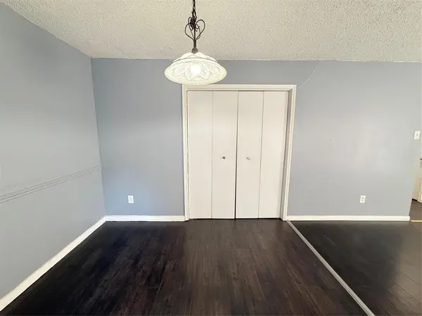 2641 Santa Barbara Drive, Grand Prairie, TX 75052