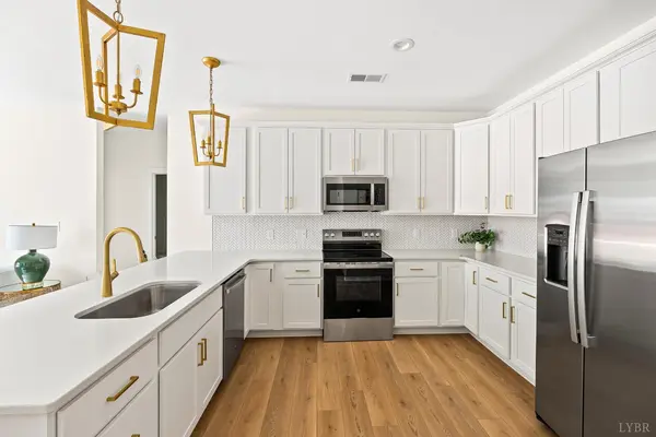 420 Capstone DR, Lynchburg, VA 24502