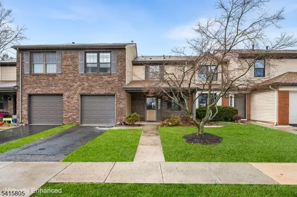 81 Stanwick Ct, Franklin Twp., NJ 08873