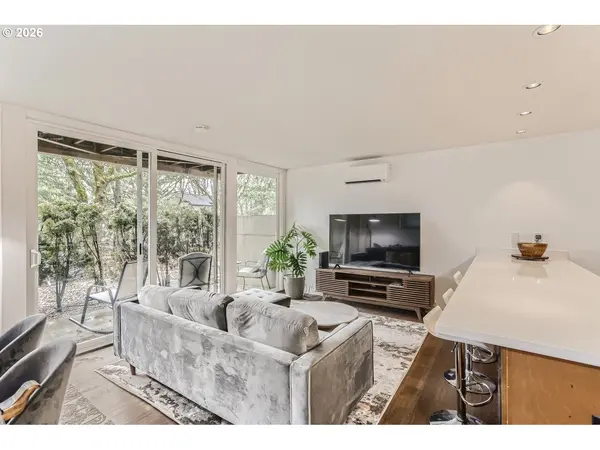 100 KERR PKWY #52, Lake Oswego, OR 97035