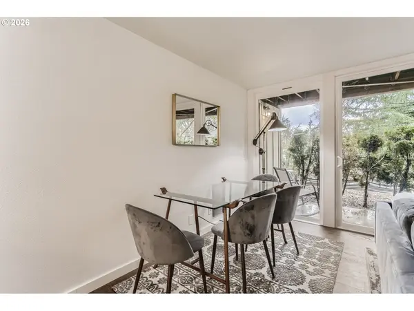 100 KERR PKWY #52, Lake Oswego, OR 97035