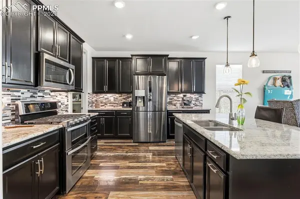 3945 Forever CIR, Castle Rock, CO 80109