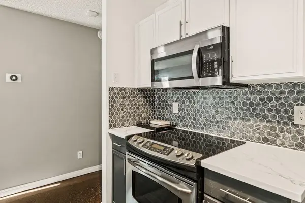 914 20 ST SE #22, Calgary, AB T2G 5P5